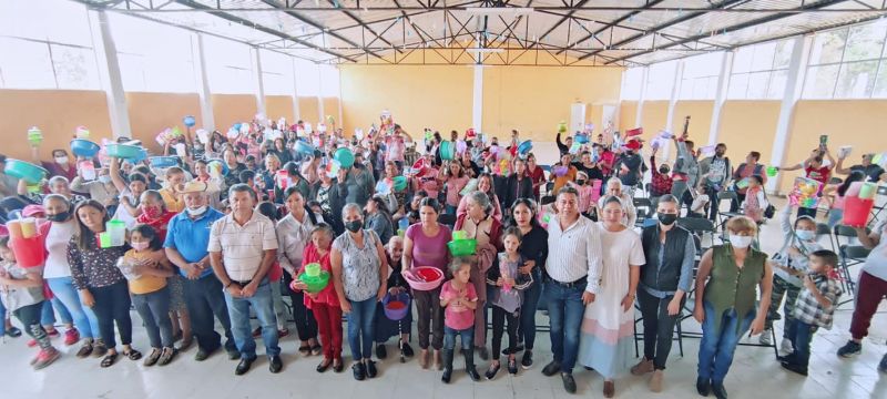 Festejamos el día del niño y día de la madre