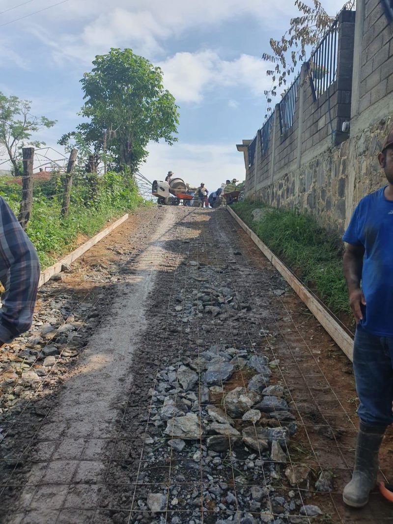 CONSTRUCCIÓN DE UN TRAMO CARRETERO DE CONCRETO HIDRAÚLICO.
